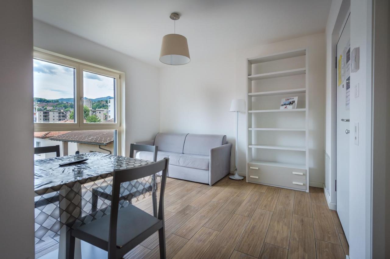 Modern Apartment In ルガーノ エクステリア 写真