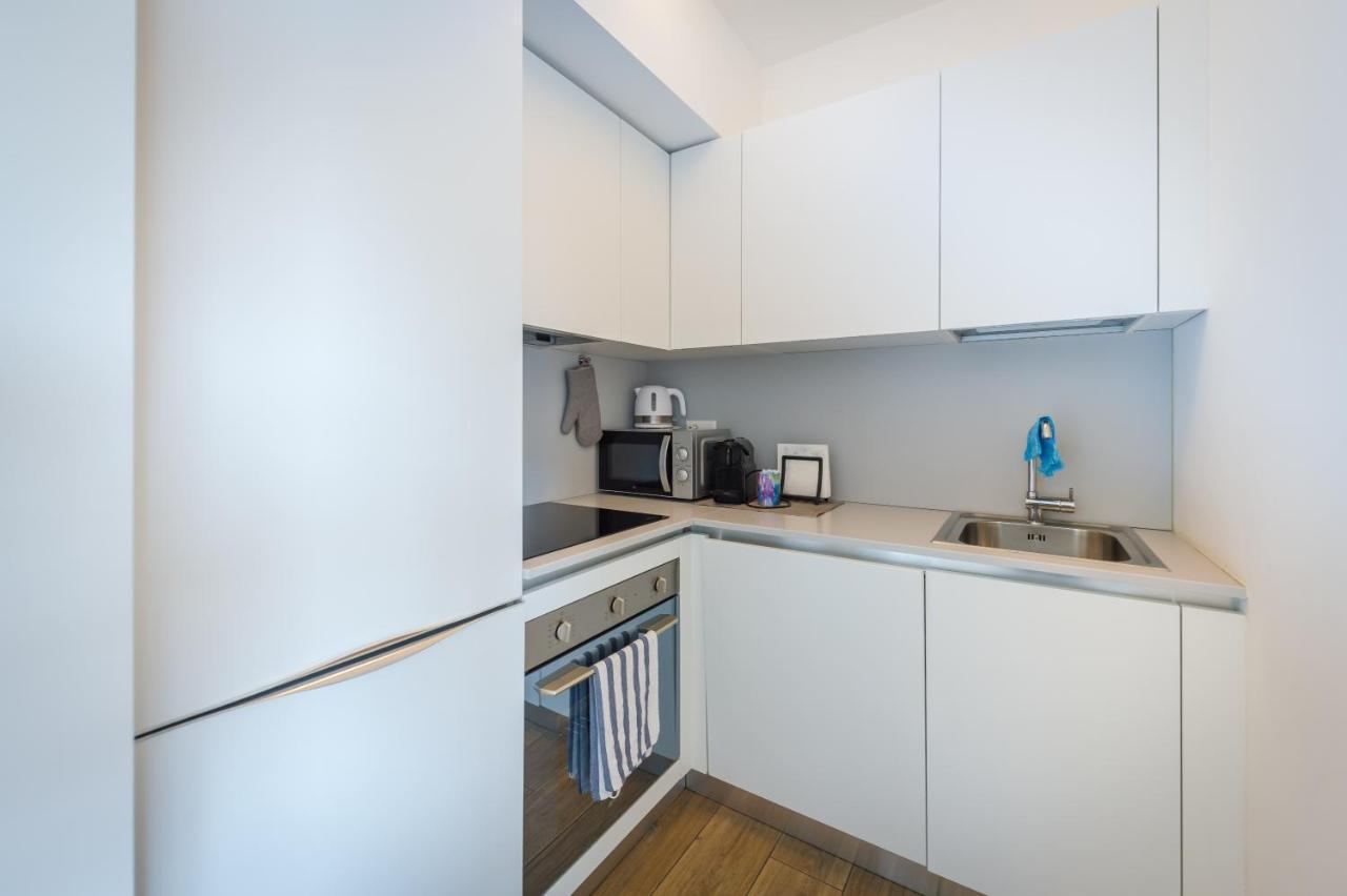 Modern Apartment In ルガーノ エクステリア 写真