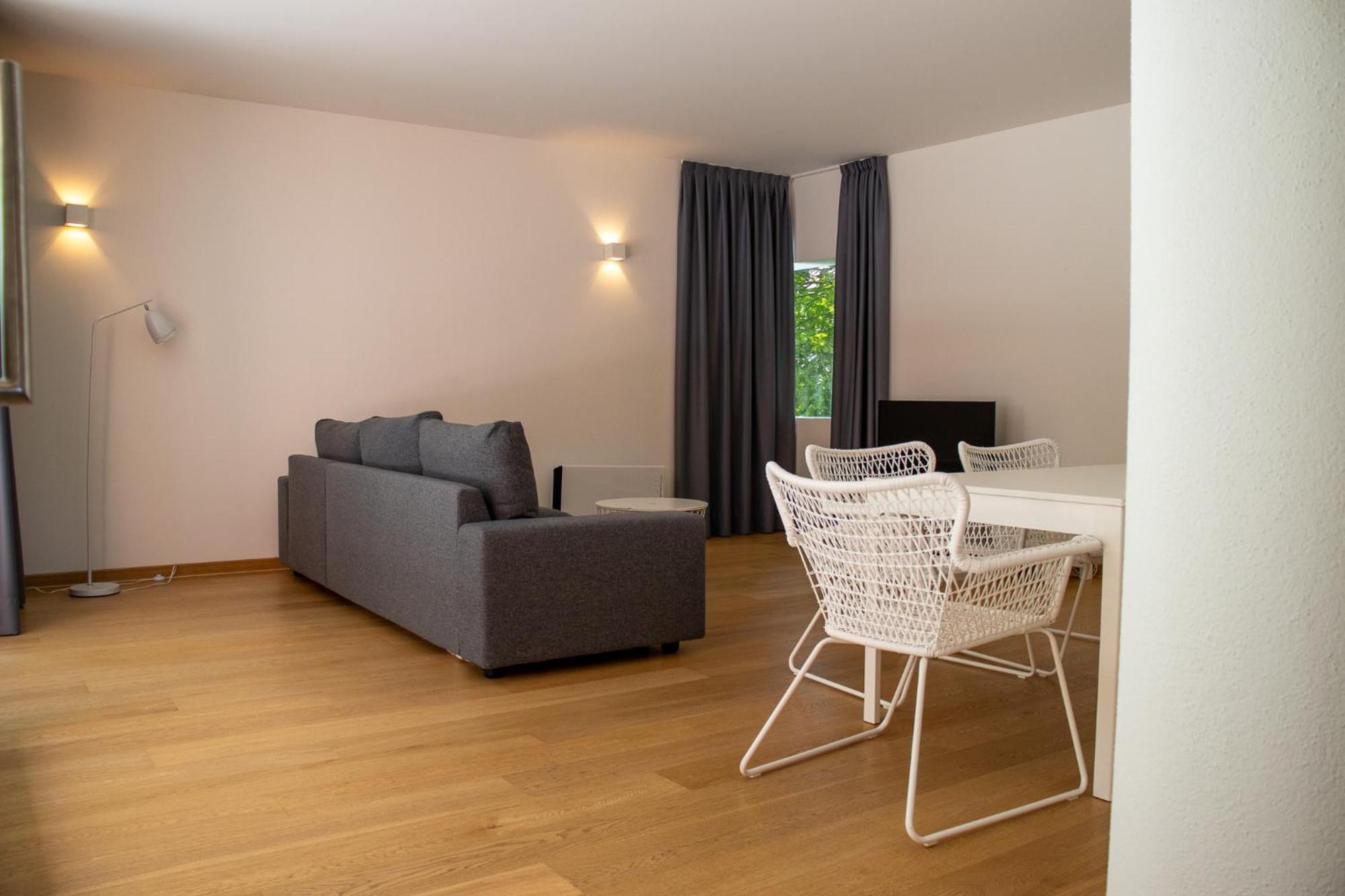 Modern Apartment In ルガーノ エクステリア 写真